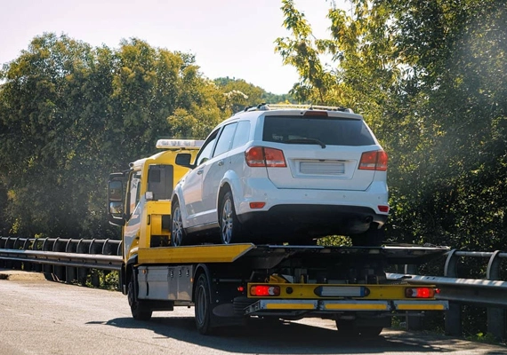 Free car towing near me